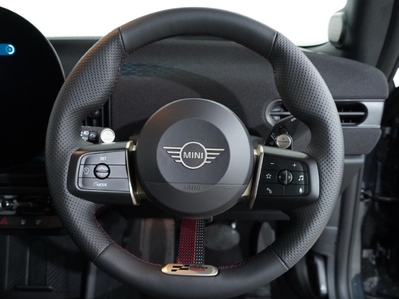 2025 (75) MINI COOPER 2.0 C Sport 2dr Auto 4861110