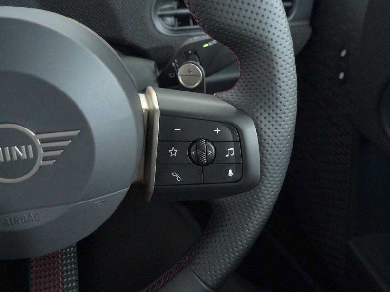 2025 (75) MINI COOPER 2.0 C Sport 2dr Auto 4861097