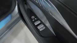 2025 (75) BMW 8 SERIES 840i M Sport 4dr Auto 4772969