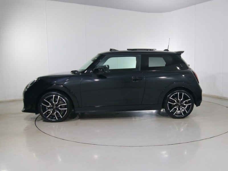 2025 (75) MINI COOPER 1.5 C Sport 3dr Auto 4861207