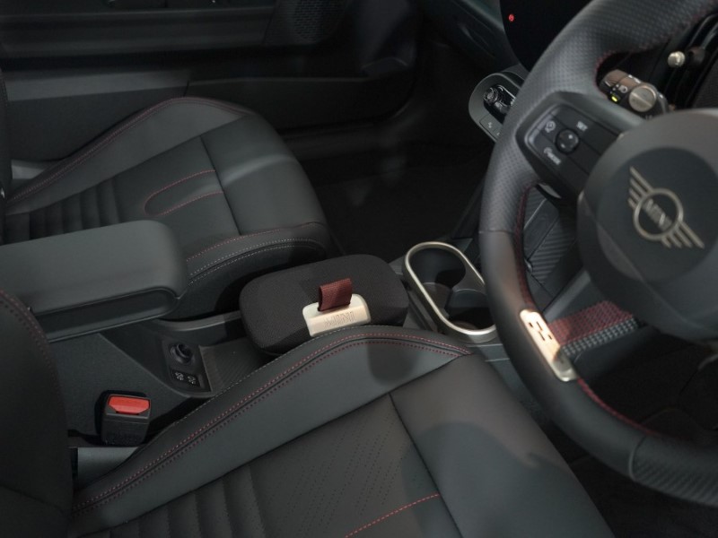 2025 (75) MINI COOPER 1.5 C Sport 3dr Auto 4861217