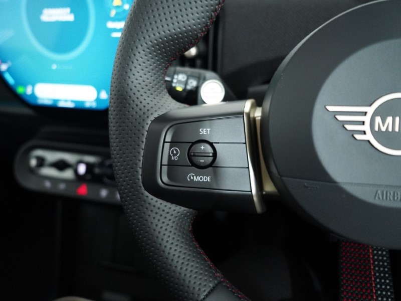2025 (75) MINI COOPER 1.5 C Sport 3dr Auto 4861230