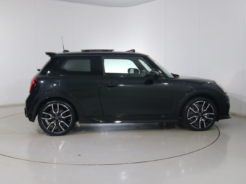 2025 (75) MINI COOPER 1.5 C Sport 3dr Auto 4861211