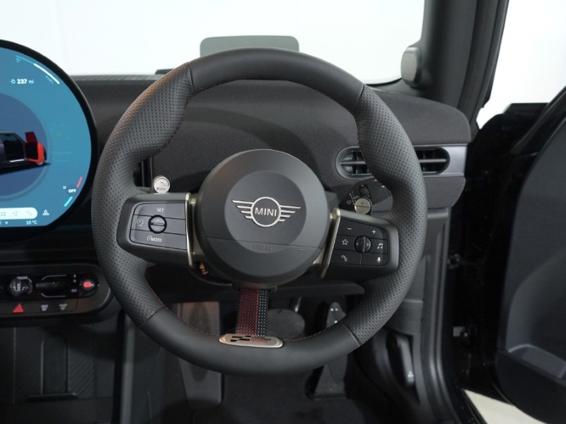 2025 (75) MINI COOPER 1.5 C Sport 3dr Auto 4861222