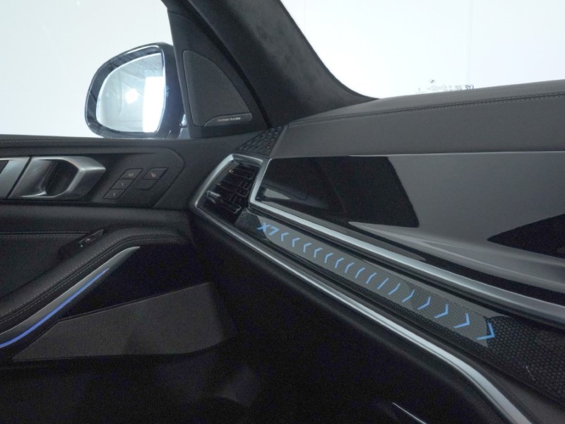 2025 (75) BMW X7 xDrive40d MHT M Sport 5dr Step Auto 4773026