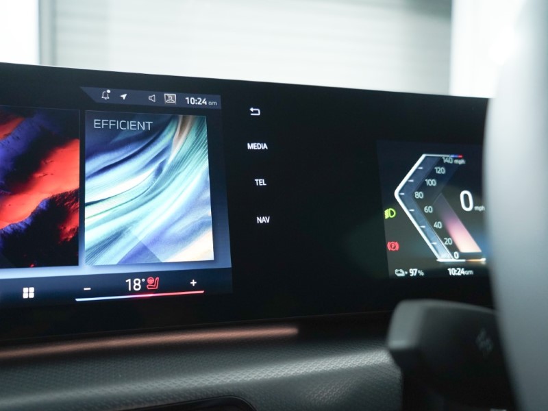 2025 (25) BMW iX2 150kW eDrive20 M Sport 65kWh 5dr Auto 4739785