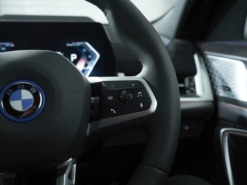 2025 (25) BMW iX2 150kW eDrive20 M Sport 65kWh 5dr Auto 4739791