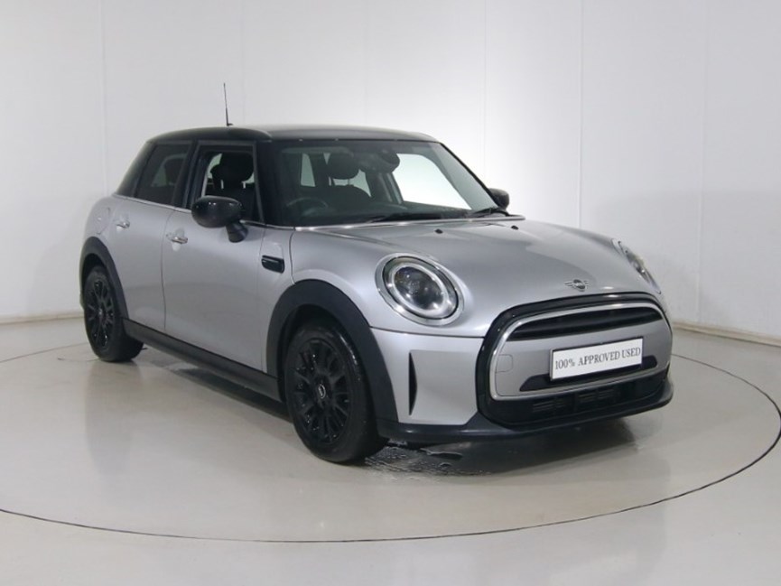 2023 (23) MINI HATCHBACK 1.5 Cooper Classic 5dr Auto