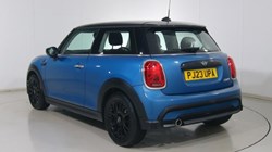 2023 (23) MINI HATCHBACK 1.5 Cooper Classic 3dr Auto 1
