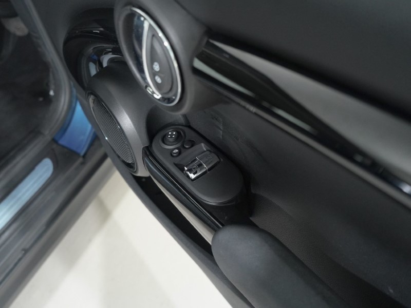 2023 (23) MINI HATCHBACK 1.5 Cooper Classic 3dr Auto 4739665