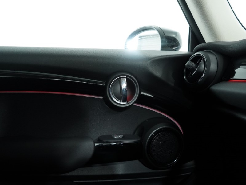 2023 (23) MINI HATCHBACK 1.5 Cooper Classic 3dr Auto 4739693