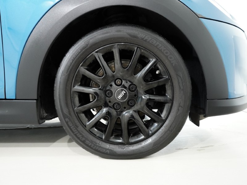 2023 (23) MINI HATCHBACK 1.5 Cooper Classic 3dr Auto 4739667