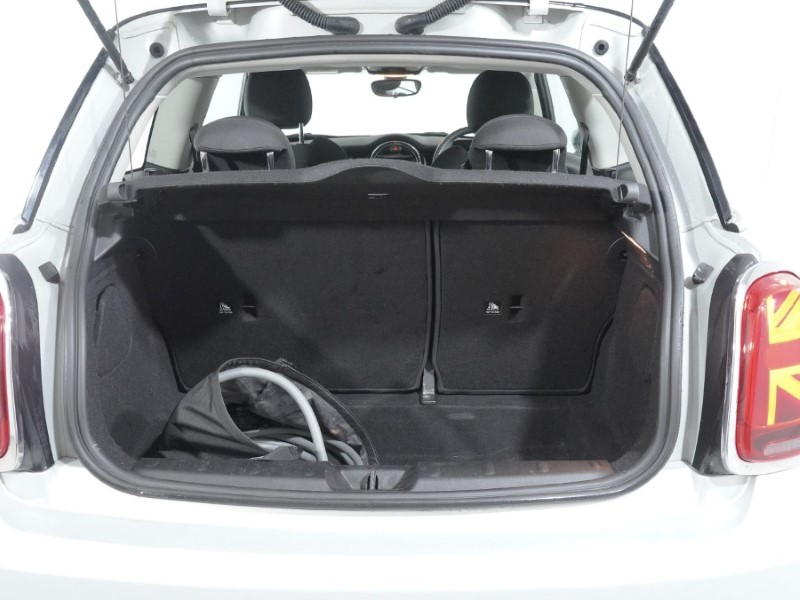 2020 (70) MINI HATCHBACK 135kW Cooper S Level 1 33kWh 3dr Auto 4743505
