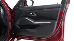 2025 (25) BMW 3 SERIES 320i M Sport 4dr Step Auto 4756928