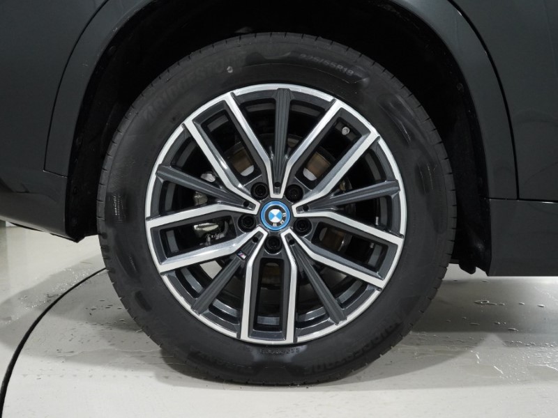 2025 (25) BMW iX1 230kW xDrive30 M Sport 65kWh 5dr Auto 4779140