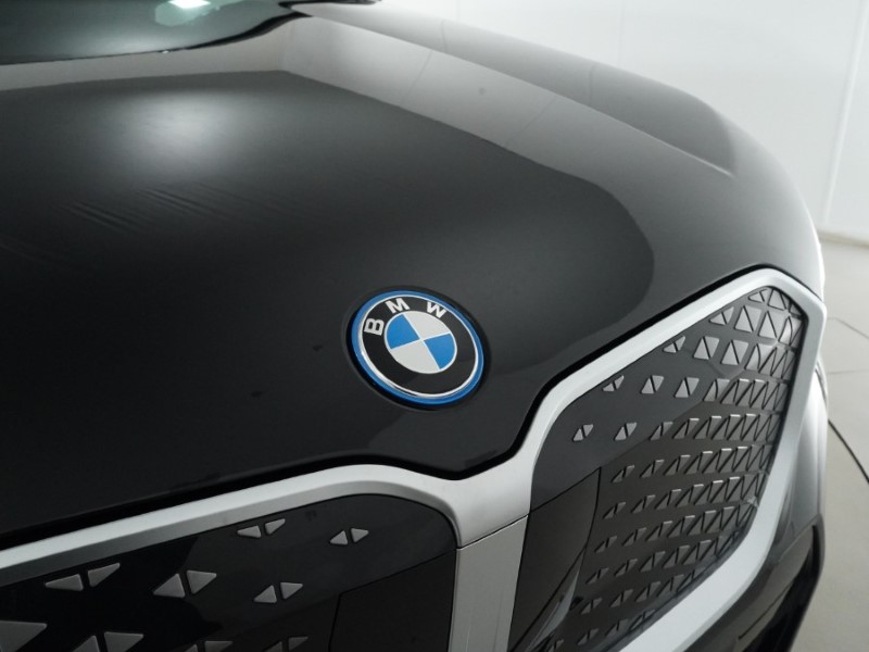 2025 (25) BMW iX1 230kW xDrive30 M Sport 65kWh 5dr Auto 4779148