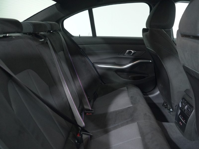 2025 (25) BMW 3 SERIES 320i M Sport 4dr Step Auto 4771009