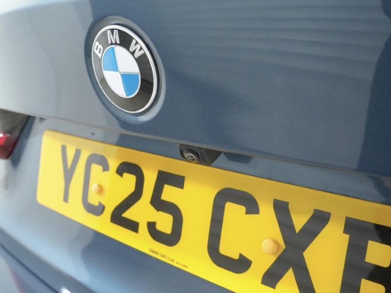 2025 (25) BMW 3 SERIES 320i M Sport 4dr Step Auto 4770997