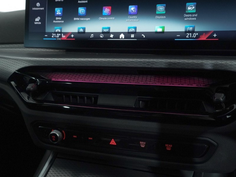 2025 (25) BMW 3 SERIES 320i M Sport 4dr Step Auto 4771033