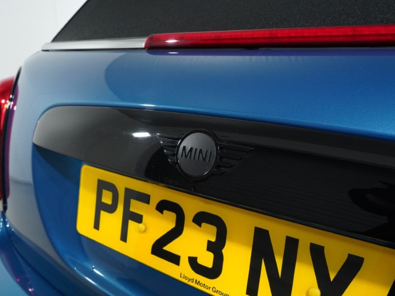 2023 (23) MINI CONVERTIBLE 1.5 Cooper Sport Premium Plus 2dr Auto 4787600