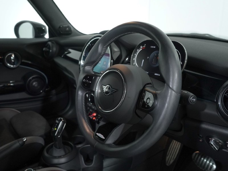 2023 (23) MINI CONVERTIBLE 1.5 Cooper Sport Premium Plus 2dr Auto 4787625