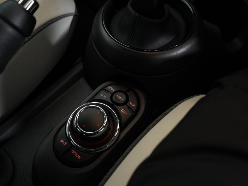 2023 (72) MINI HATCHBACK 1.5 Cooper Exclusive 3dr Auto 4788813