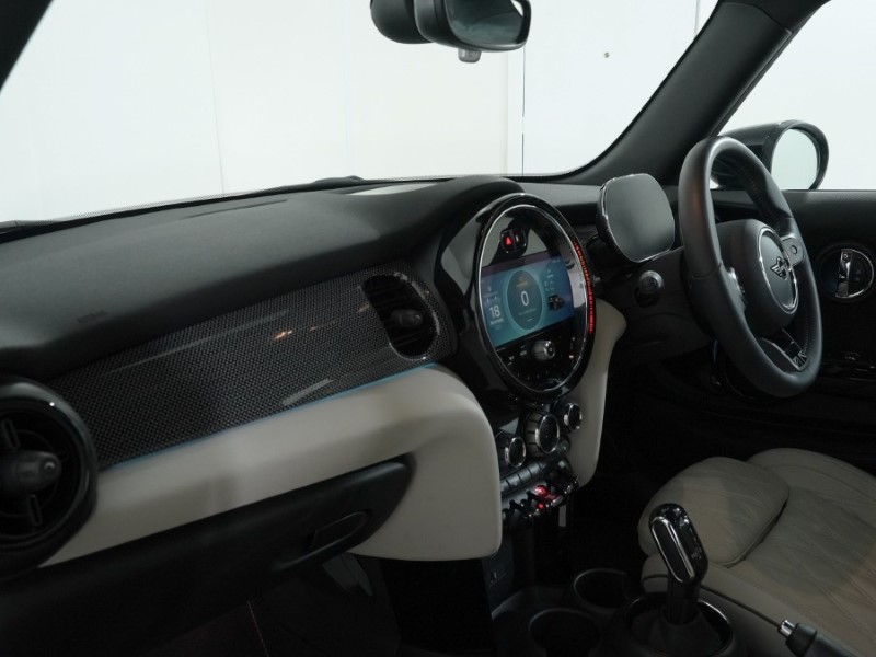 2023 (72) MINI HATCHBACK 1.5 Cooper Exclusive 3dr Auto 4788811