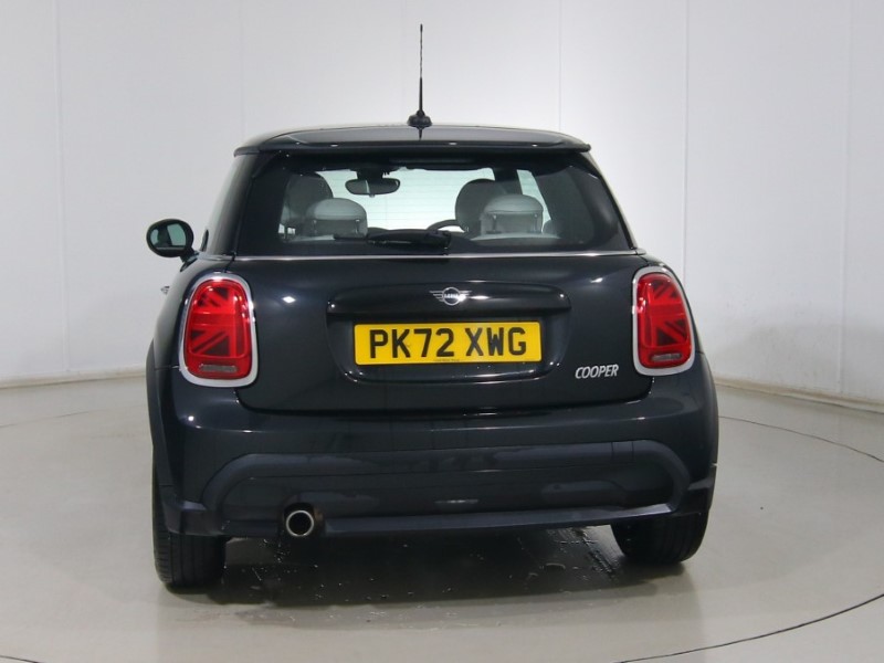 2023 (72) MINI HATCHBACK 1.5 Cooper Exclusive 3dr Auto 4788837