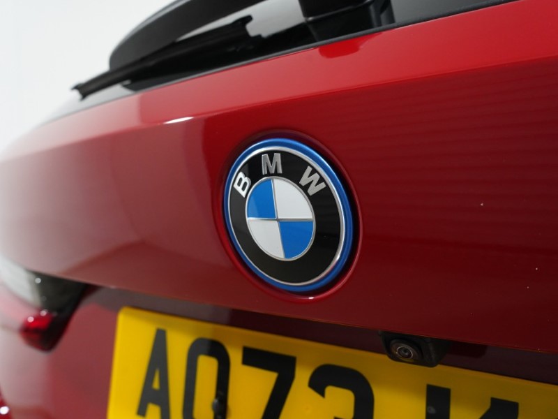 2023 (73) BMW 3 SERIES 330e M Sport 5dr Step Auto 4782231