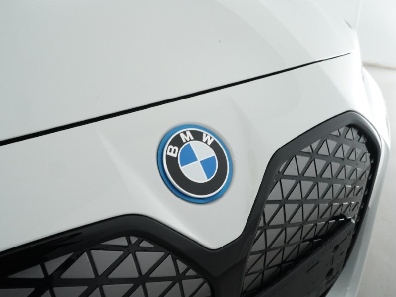 2025 (75) BMW I4 250kW eDrive40 M Sport 83.9kWh 5dr Auto 4919076