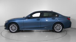 2025 (25) BMW 3 SERIES 320i Sport 4dr Step Auto 4805050