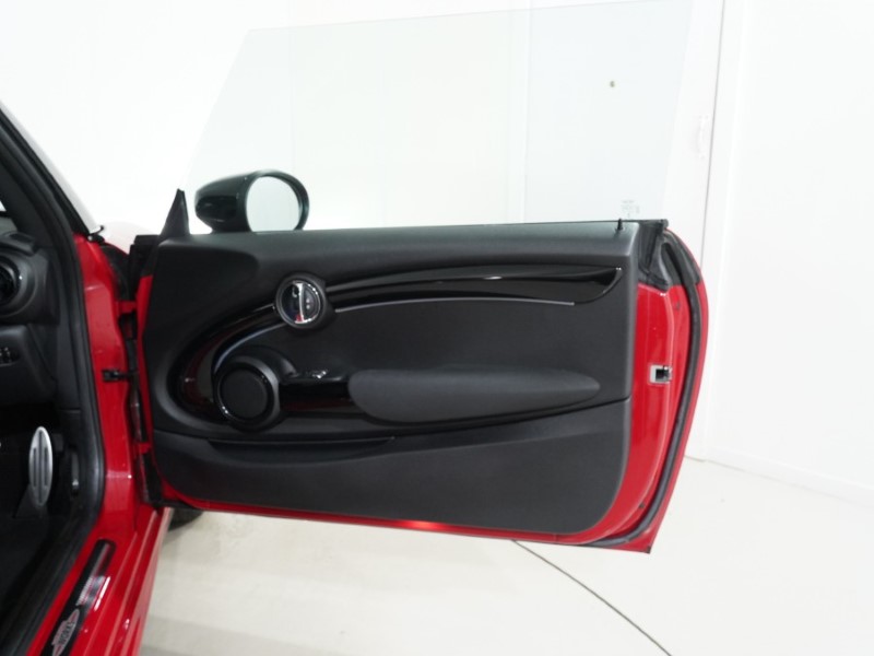 2021 (71) MINI HATCHBACK 1.5 Cooper Sport 3dr Auto 4809858