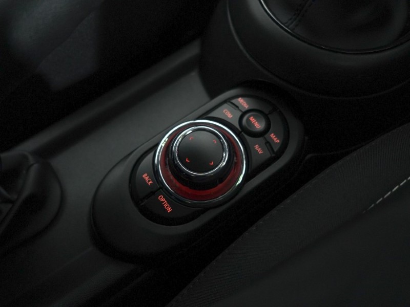 2021 (71) MINI HATCHBACK 1.5 Cooper Sport 3dr Auto 4809879