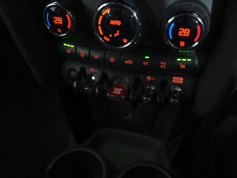 2021 (71) MINI HATCHBACK 1.5 Cooper Sport 3dr Auto 4809875