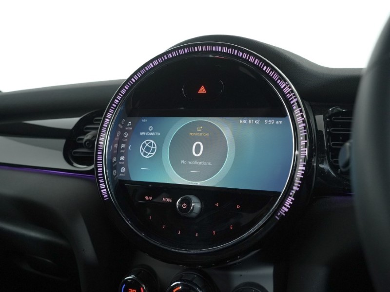 2021 (71) MINI HATCHBACK 1.5 Cooper Sport 3dr Auto 4809880