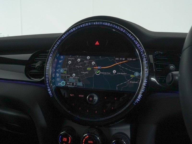 2021 (71) MINI HATCHBACK 1.5 Cooper Sport 3dr Auto 4809873