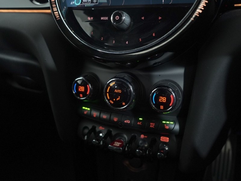 2021 (71) MINI HATCHBACK 1.5 Cooper Sport 3dr Auto 4809874