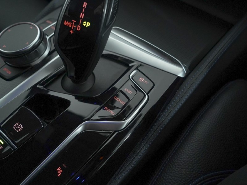 2022 (72) BMW 5 SERIES 520d MHT M Sport 4dr Step Auto 4817627