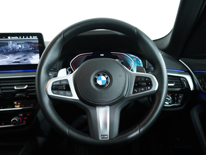 2022 (72) BMW 5 SERIES 520d MHT M Sport 4dr Step Auto 4817607