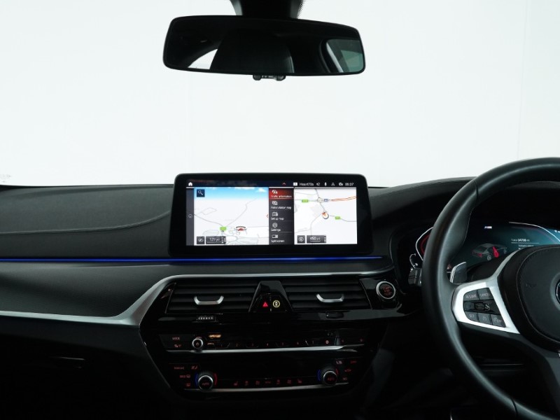 2022 (72) BMW 5 SERIES 520d MHT M Sport 4dr Step Auto 4817609