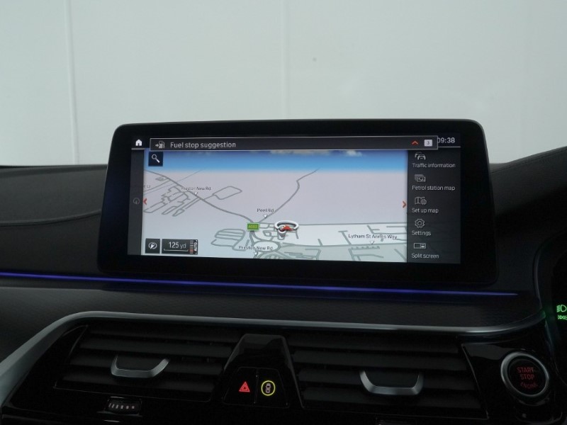 2022 (72) BMW 5 SERIES 520d MHT M Sport 4dr Step Auto 4817621