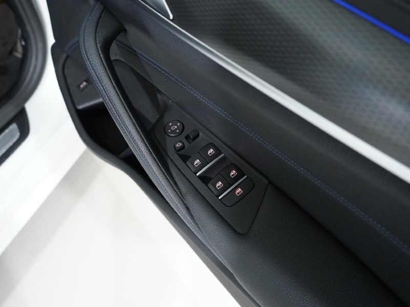 2022 (72) BMW 5 SERIES 520d MHT M Sport 4dr Step Auto 4817617