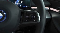 2025 (74) BMW 5 SERIES 550e xDrive M Sport Pro 4dr Auto 4836102