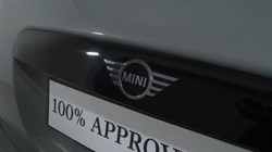 2022 (22) MINI HATCHBACK 1.5 Cooper Classic 5dr Auto 4820983