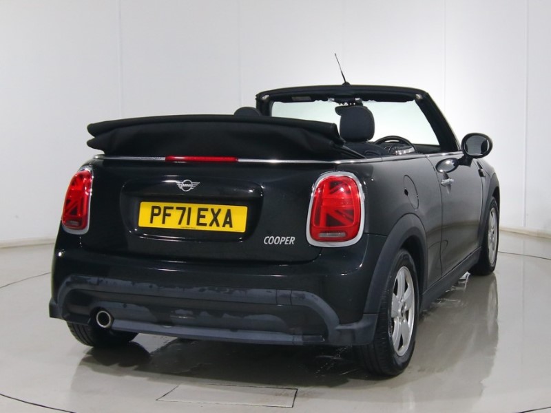 2022 (71) MINI CONVERTIBLE 1.5 Cooper Classic 2dr 4823731