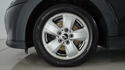 2022 (71) MINI CONVERTIBLE 1.5 Cooper Classic 2dr 4823702