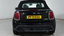 2022 (71) MINI CONVERTIBLE 1.5 Cooper Classic 2dr 4823711