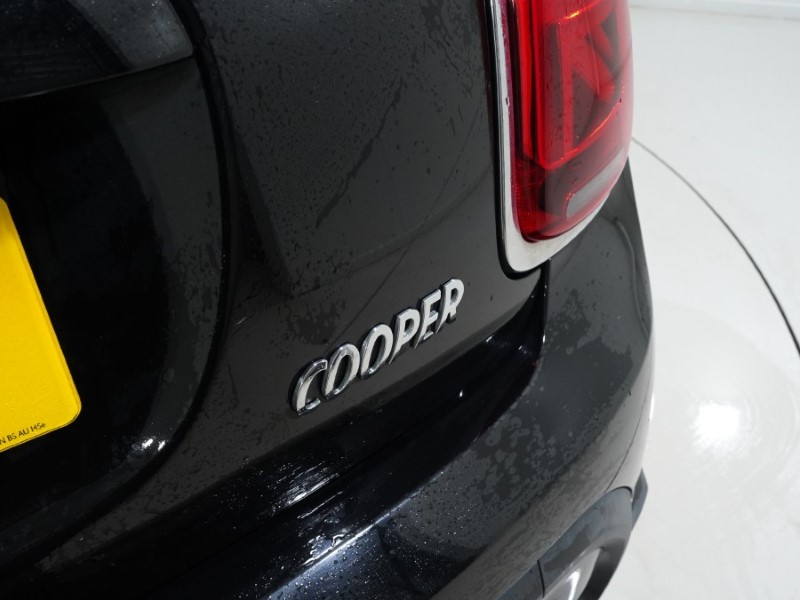 2022 (71) MINI CONVERTIBLE 1.5 Cooper Classic 2dr 4823689