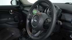 2020 (20) MINI HATCHBACK 1.5 Cooper Classic II 5dr Auto 4822364