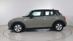 2020 (20) MINI HATCHBACK 1.5 Cooper Classic II 5dr Auto 4822399
